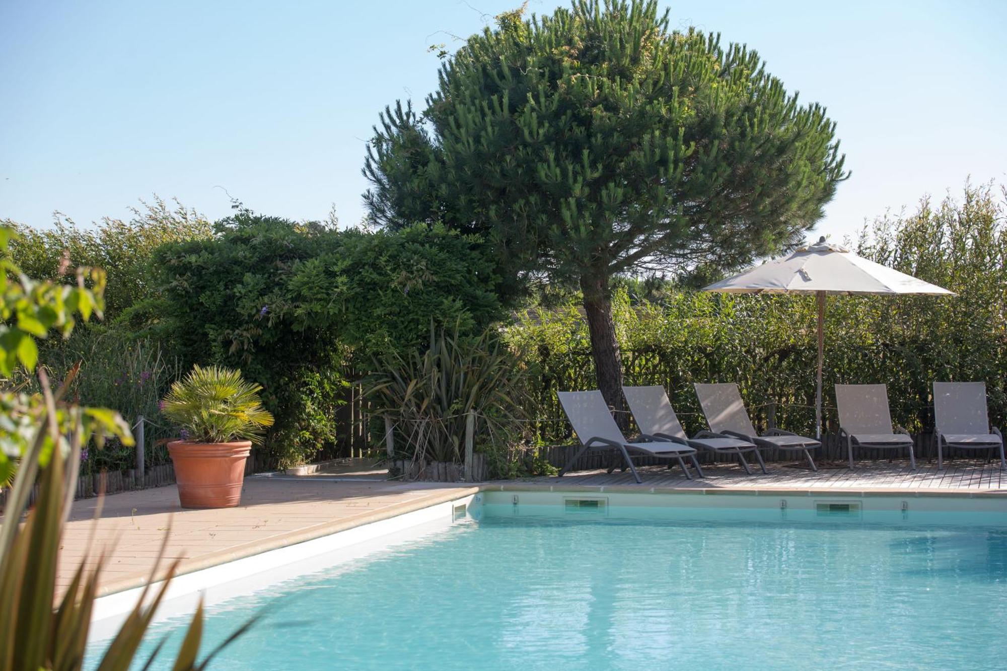 Eco-Domaine La Fontaine - Hotel-Spa - Plage De La Fontaine Aux Bretons 4* Pornic