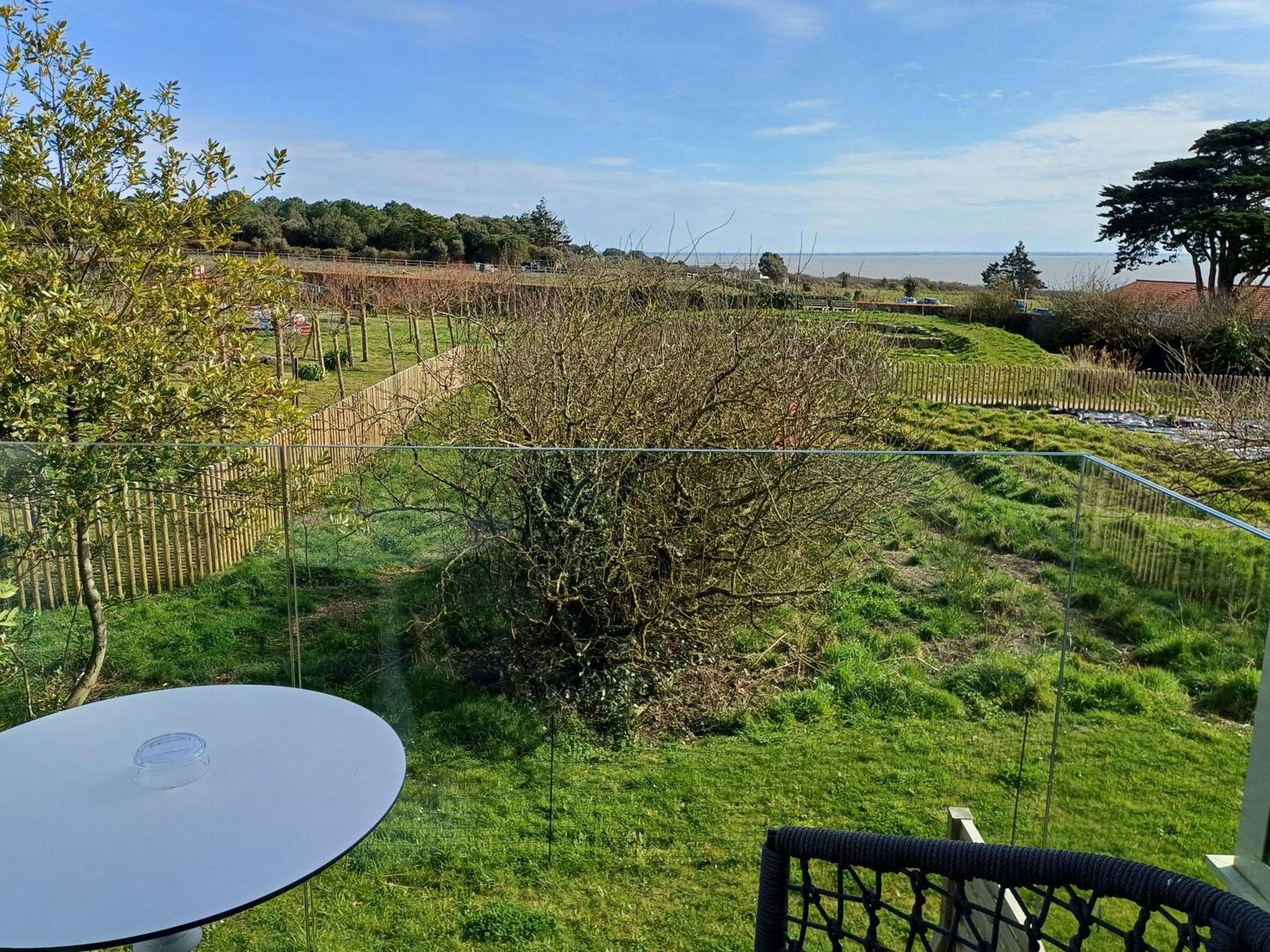 Eco-Domaine La Fontaine - Hotel-Spa - Plage De La Fontaine Aux Bretons