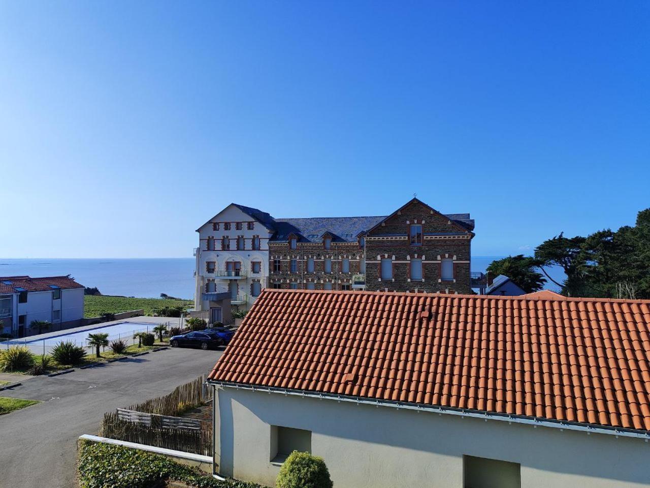 Eco-Domaine La Fontaine - Hotel-Spa - Plage De La Fontaine Aux Bretons 4*